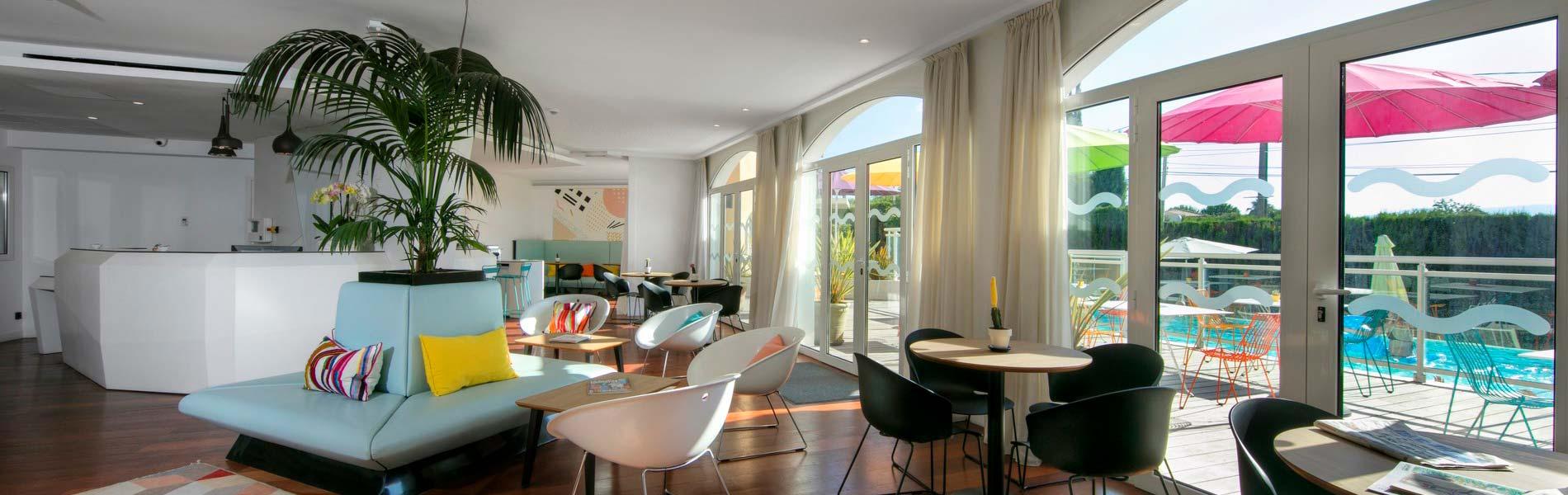 Adonis Mougins Aparthotel Екстериор снимка