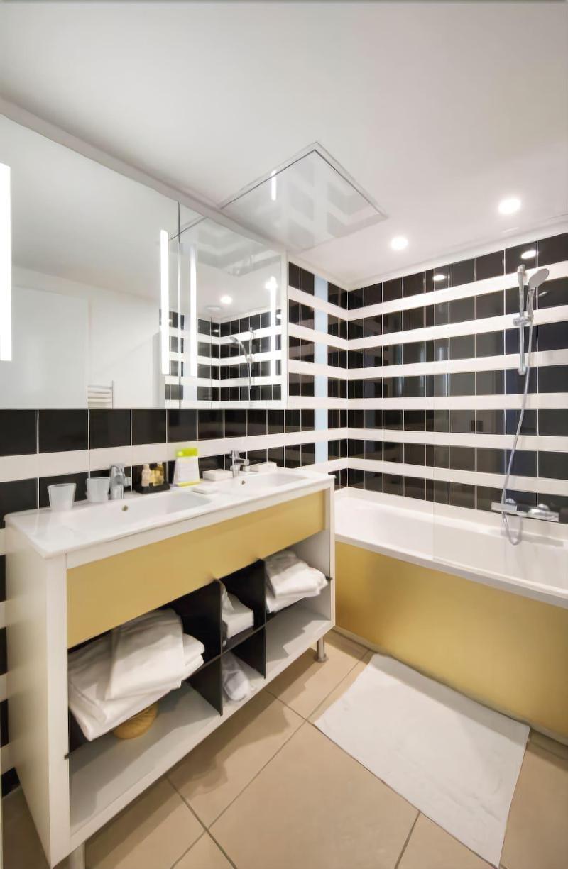 Adonis Mougins Aparthotel Екстериор снимка